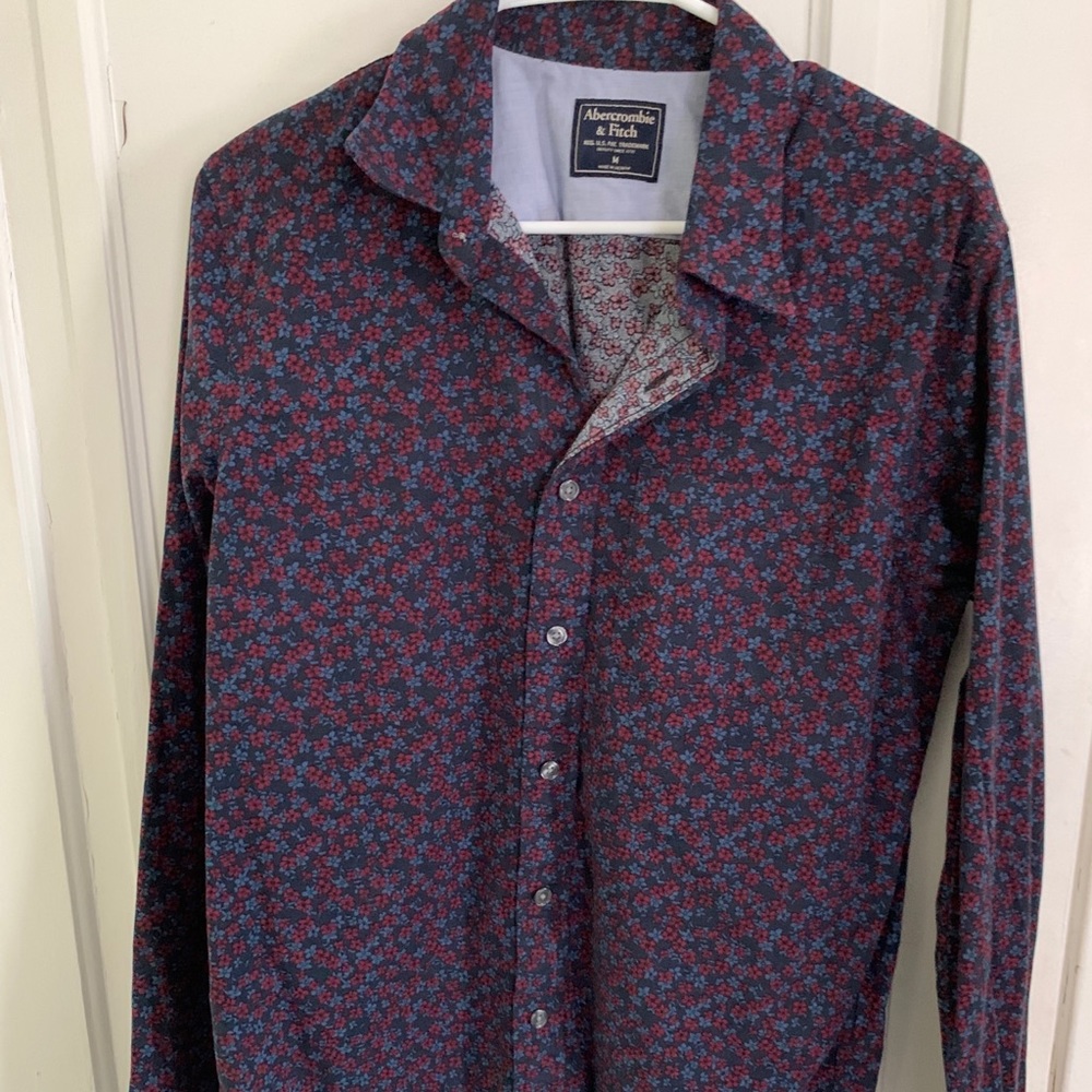 Pattern button down shirt